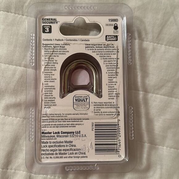 Master Lock General Security Level 3 7/8 Shackle height 2 1/8 Wide Body - Picture 4 of 8